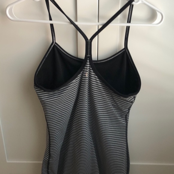 Lululemon Power Y Tank - Picture 6 of 7